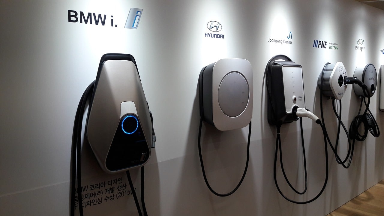 découvrez notre sélection de voitures électriques d'occasion, alliant performance et écologie. trouvez le modèle qui vous convient et adoptez une conduite responsable tout en réalisant des économies sur le carburant.